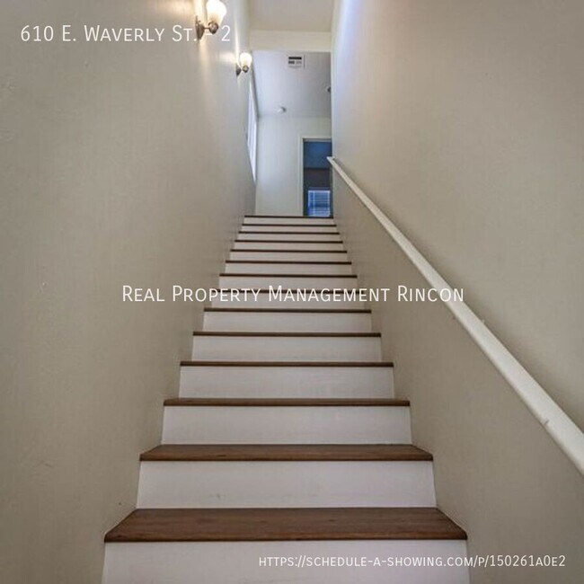 Building Photo - 610 E Waverly St