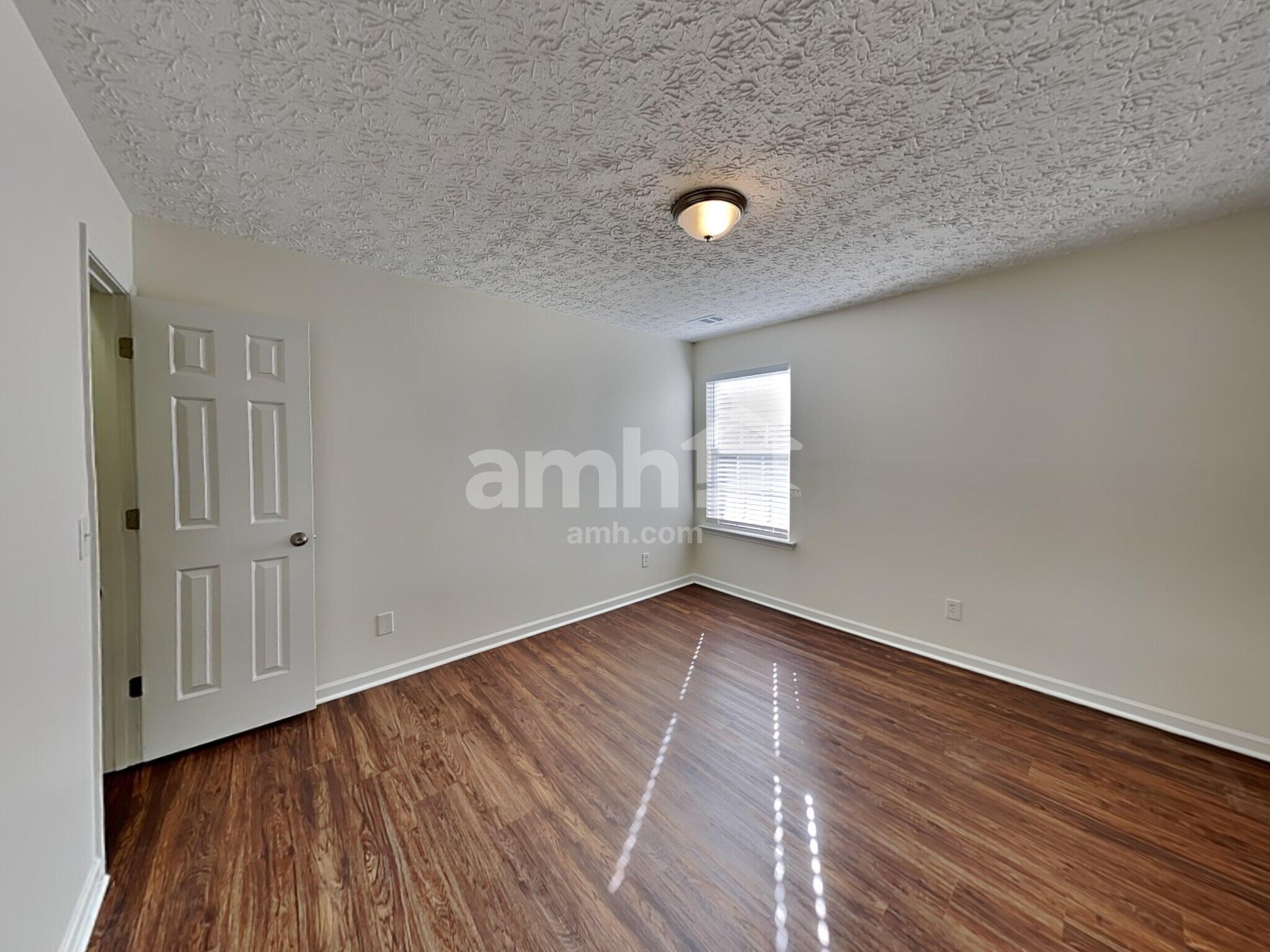 Building Photo - 114 Nacoochee Way