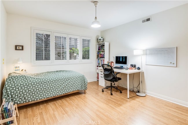 Building Photo - 29600 Island View Dr