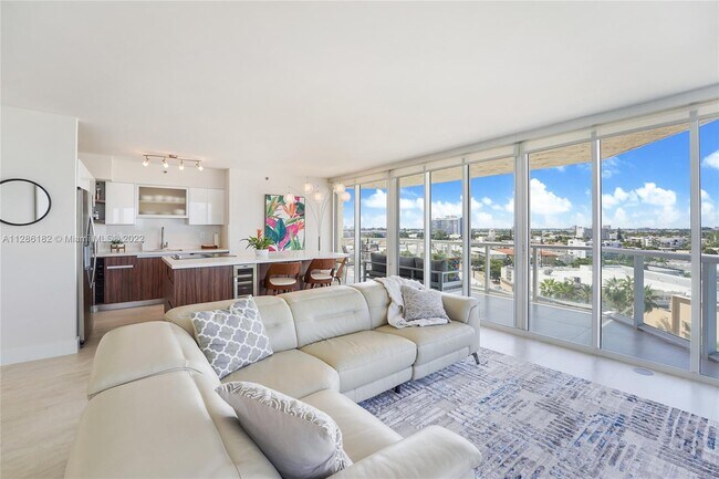 Building Photo - 7330 Ocean Terrace