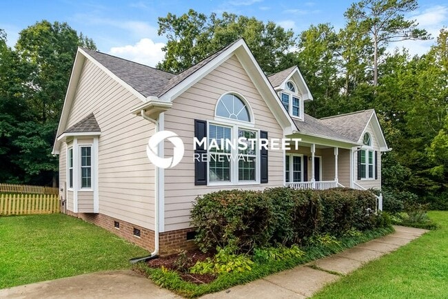 Building Photo - 3 Bedroom Pet-Friendly Home in Garner, NC with Main Street Renewal