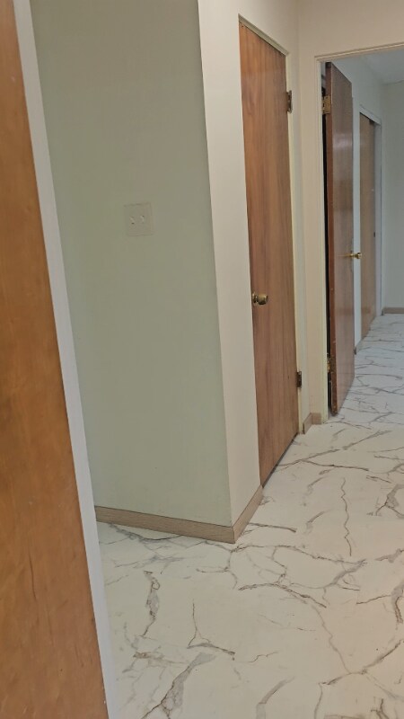 Building Photo - 1542 S Austin Blvd