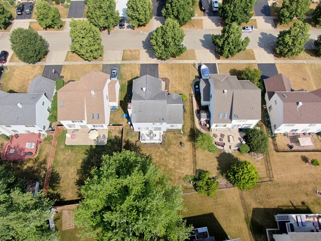 Building Photo - 549 Ivory Ln