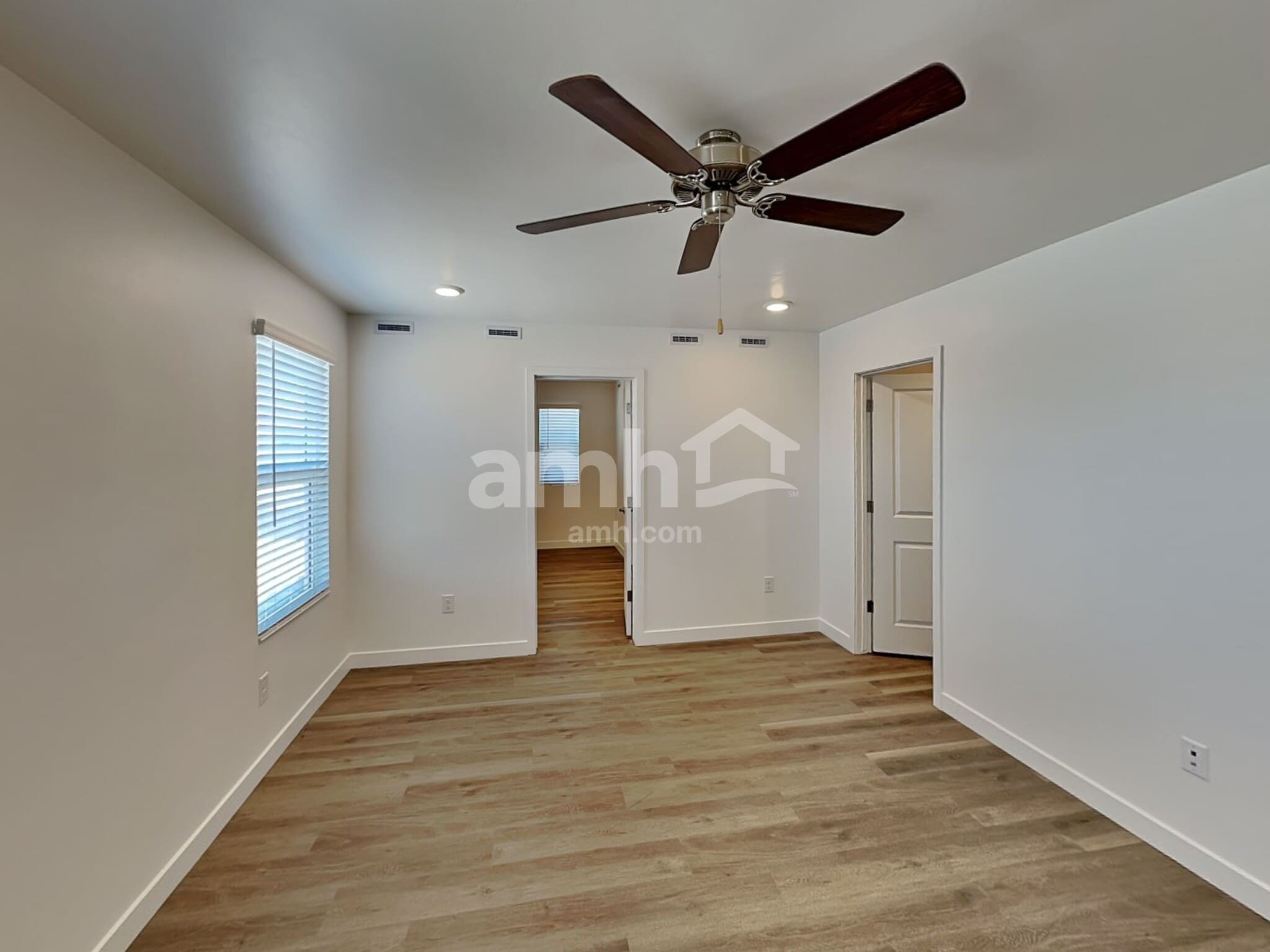 Building Photo - 6513 E Paseo Alga