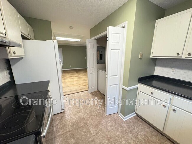 Building Photo - 343 Old Greenville Hwy