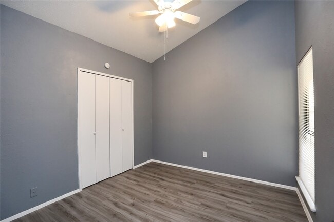 Building Photo - 24214 Wild Horses Ln