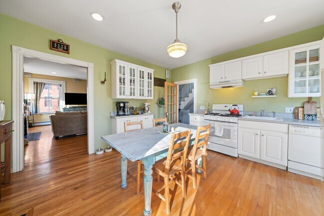 Building Photo - 468 Shawmut Ave