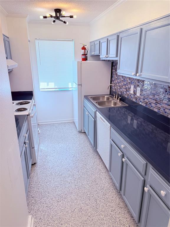 Building Photo - 6519 W Newberry Rd