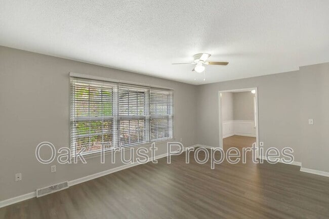 Building Photo - 2492 Pintail Dr