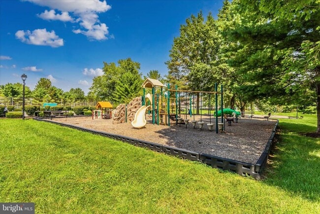 Building Photo - 5621 Queen Anne Ct