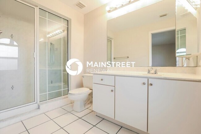 Building Photo - 3 Bedroom Pet-Friendly Home in North Port,...