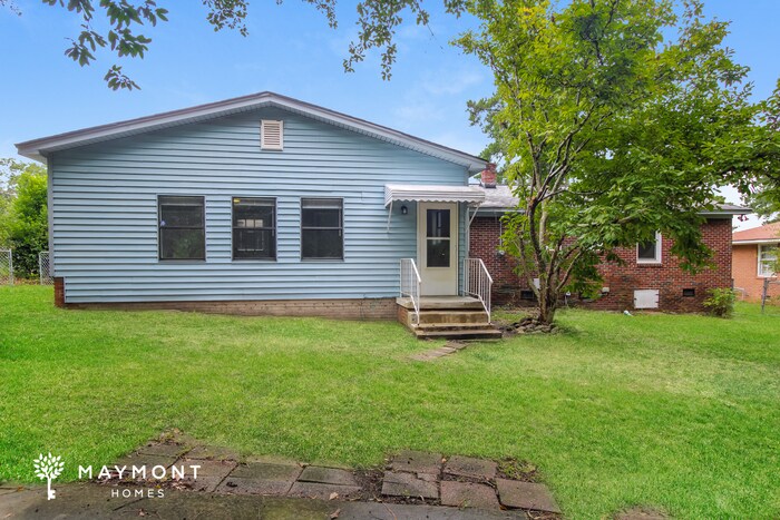 Building Photo - 1741 Faraway Dr