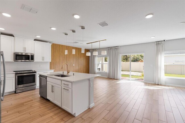 Building Photo - 3857 Branding Iron Bnd