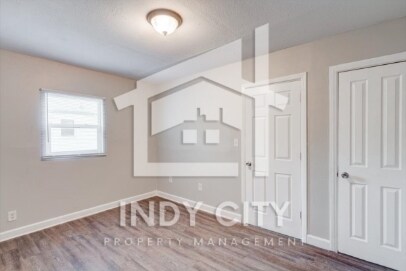 Building Photo - 3534 N Parker Ave