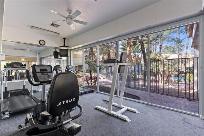 Building Photo - Bright, Modern 2 Bedroom Upstairs Condo, Community Pool, Gated, Covered Parking
