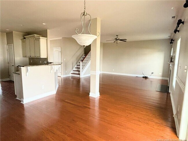 Building Photo - 951 Ronald Reagan Drive