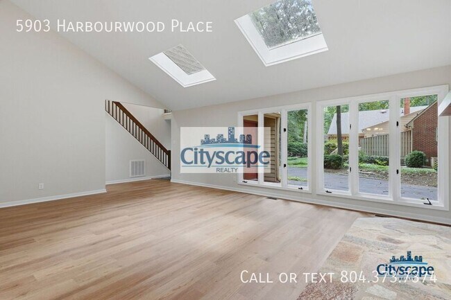 Building Photo - 5903 Harbourwood Pl