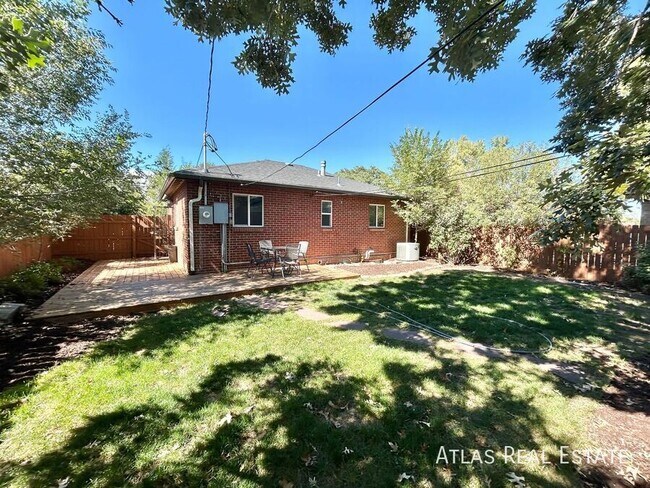 Building Photo - 3236 Olive St