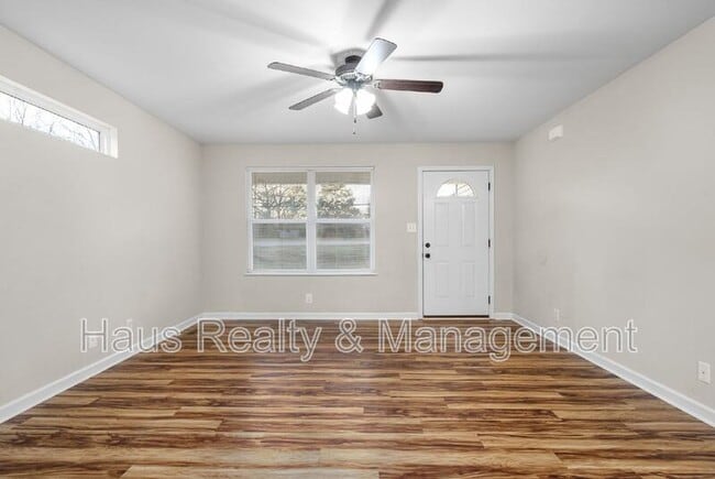 Building Photo - 1709 Evans Rd