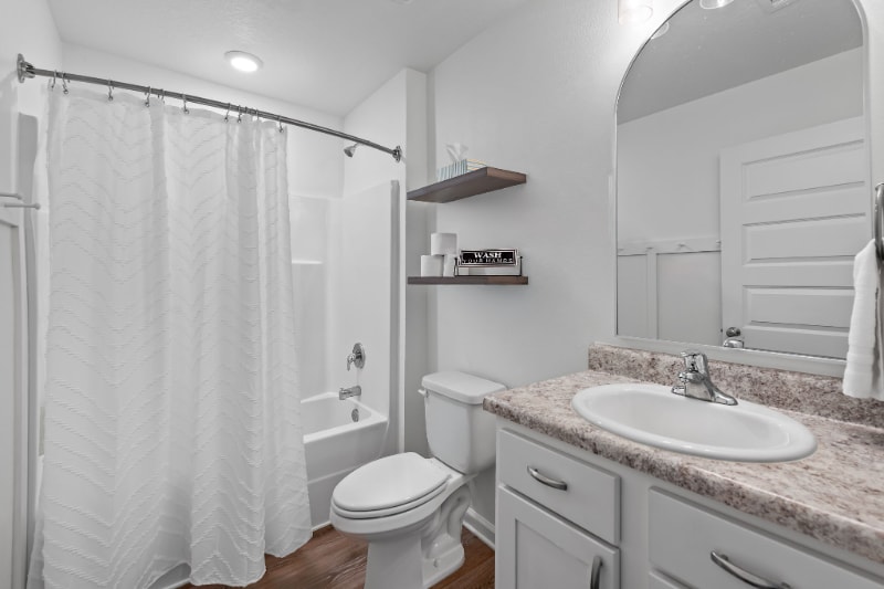 Building Photo - 5390 Peach Dr