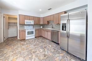 Building Photo - 1512 Jabbet Dr