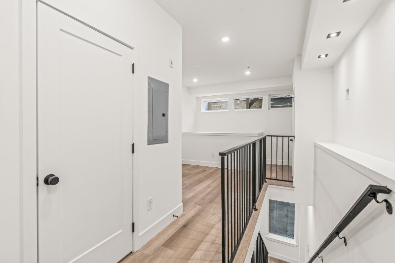 Building Photo - 4710 Woodland Ave