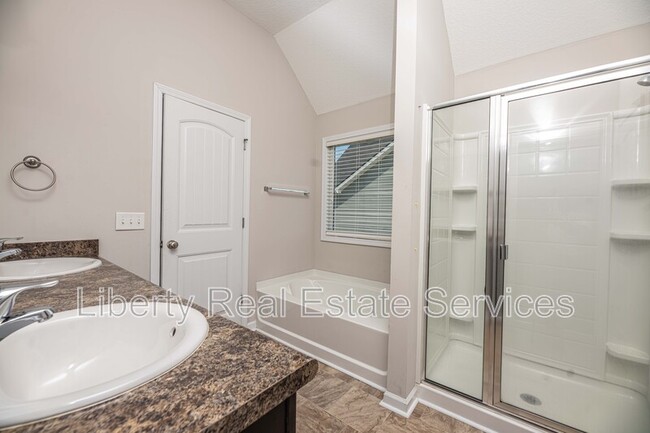 Building Photo - 1085 Marne Blvd