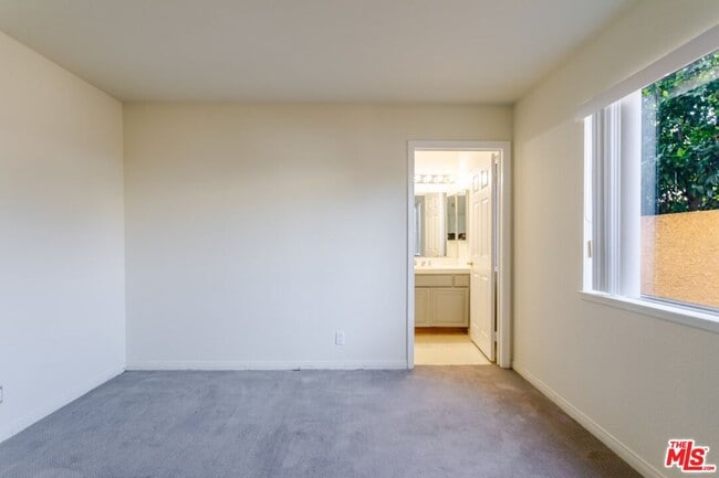 Building Photo - 7306 Newcastle Ave