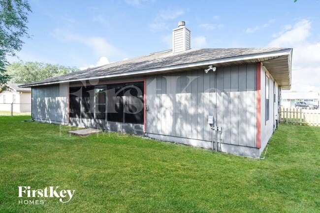 Building Photo - 5418 Shore Dr