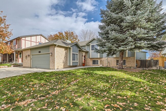 Building Photo - Stunning 4 BDR Fully Furnished Home in Broomfield