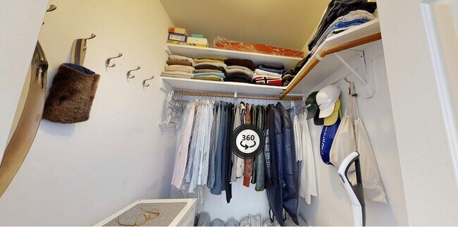 Building Photo - 23 Bay State Rd