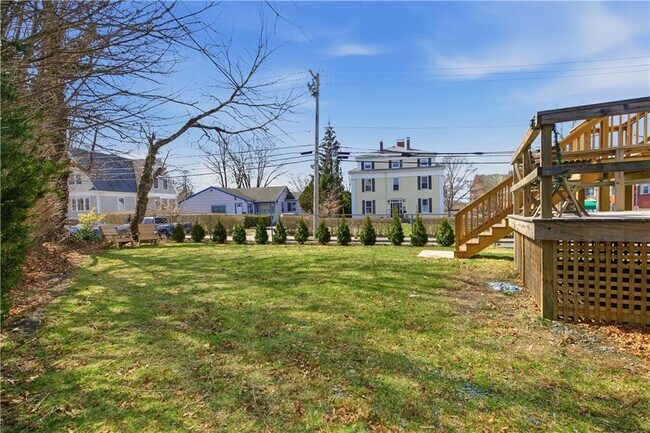 Building Photo - 22 Summer St