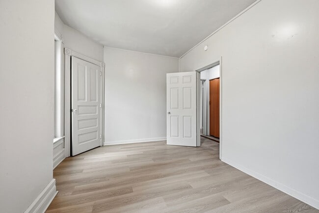 Building Photo - 113 N 13th St