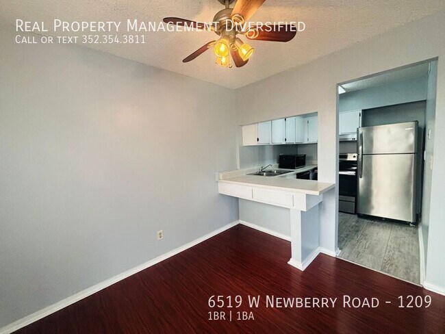 Building Photo - 6519 W Newberry Rd