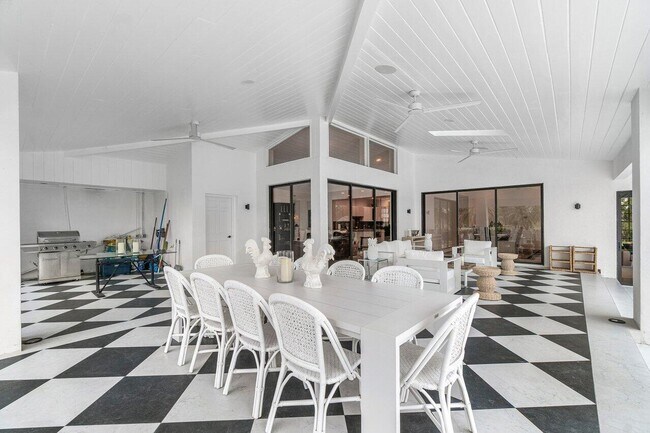 Building Photo - 11839 Maidstone Dr