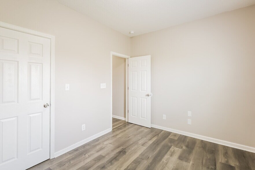 Building Photo - 3550 Limelight Ln