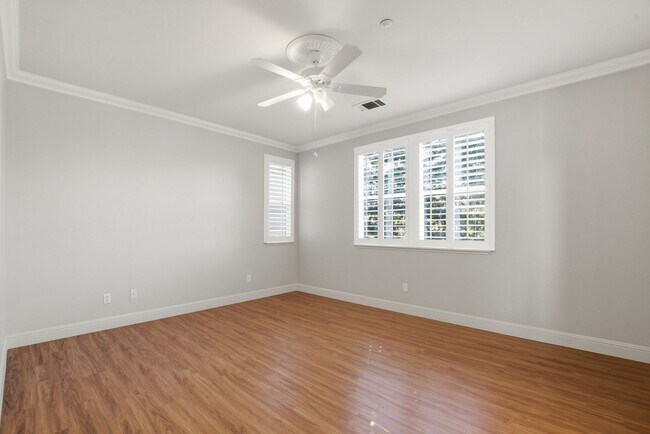 Building Photo - 4 Bed 3 Bath Single Family Home in Napa