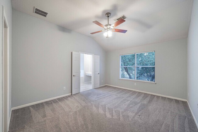 Building Photo - 12536 Canyon Glen Dr