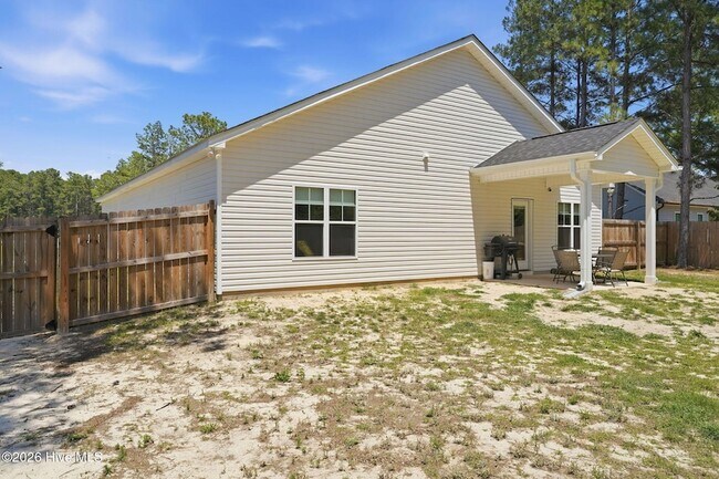 Building Photo - 175 Lonesome Glory Dr