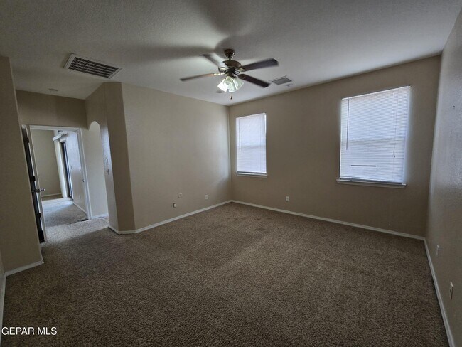 Building Photo - 14275 Ranier Point Dr