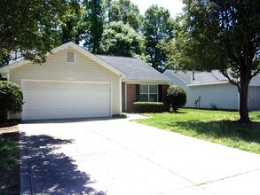 Building Photo - Single Level 3 Bedroom 2 Bath Home in Bristol Park off Mt. Gallant Road