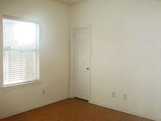 Building Photo - 1208 Redman Ave