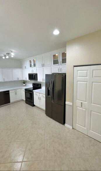 Building Photo - 4341 SW 131st Ln