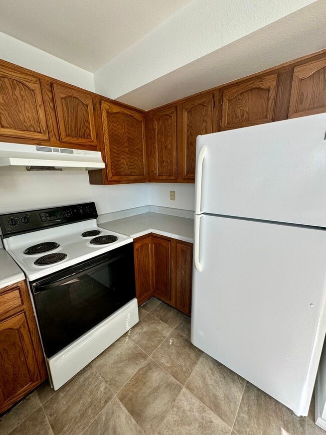 Building Photo - Lovely 3 bedroom/2 bath home in Fountain V...