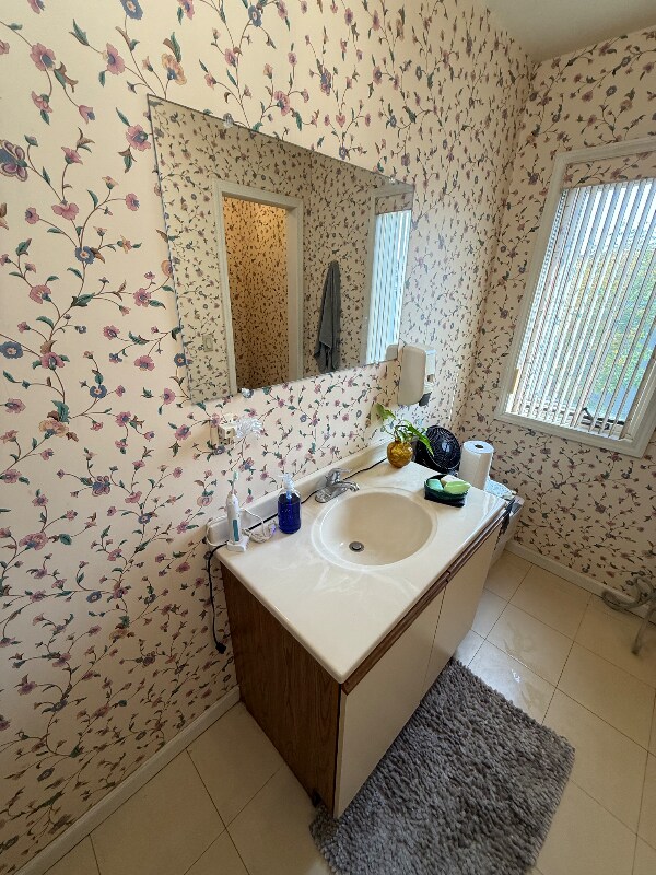 Building Photo - 504 Broadway