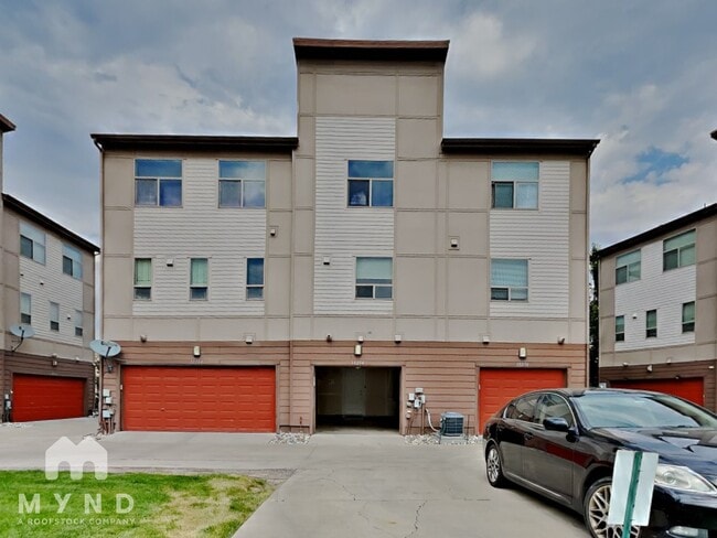 Building Photo - 10254 E 29th Dr