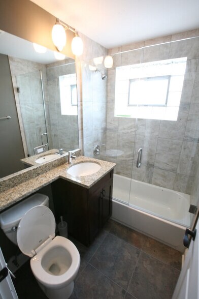 Building Photo - 2211 N Harlem Ave