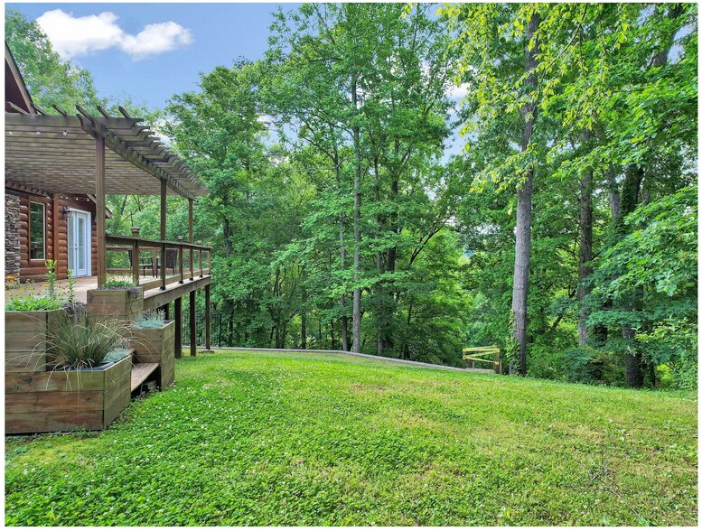 Building Photo - 176 Rivers Edge Ln