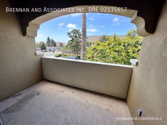 Building Photo - 2728 Farragut Rd