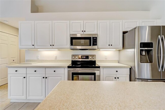 Building Photo - 16 Edgar Ln